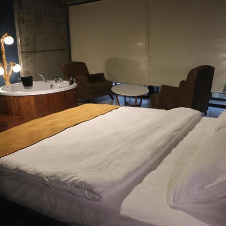 Mas Suites Karakoey Istanboel Buitenkant foto