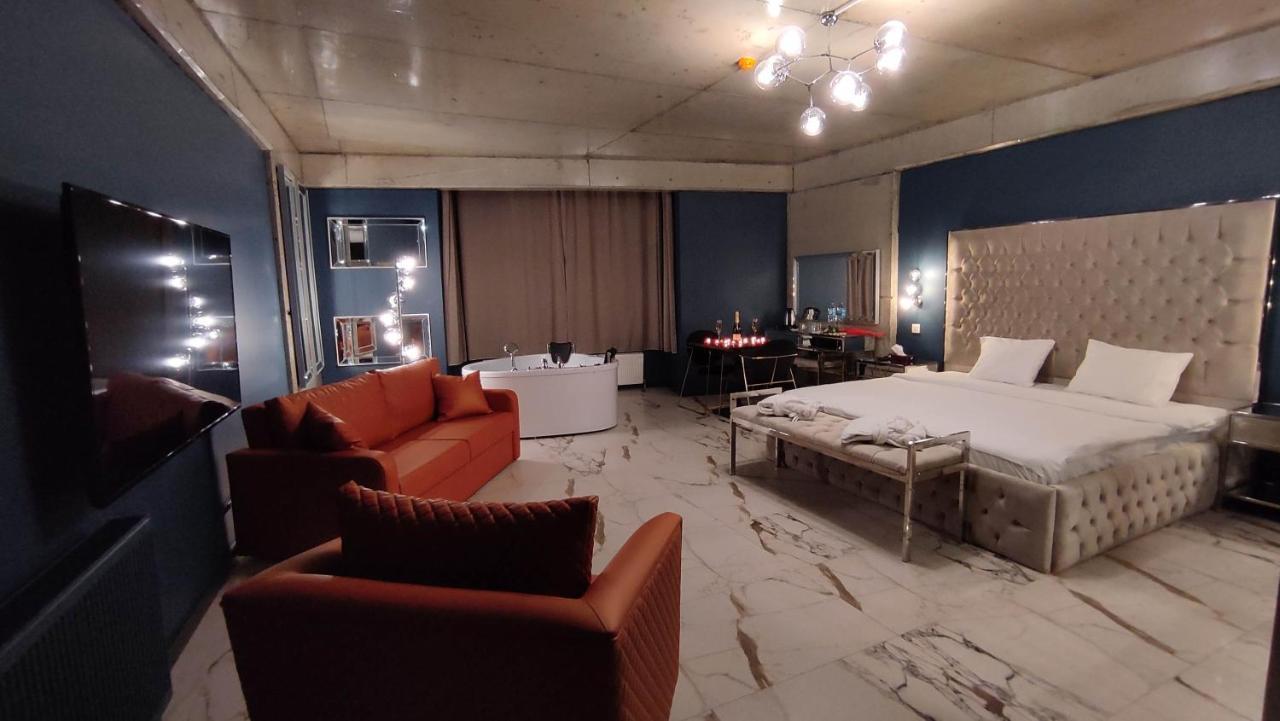 Mas Suites Karakoey Istanboel Buitenkant foto