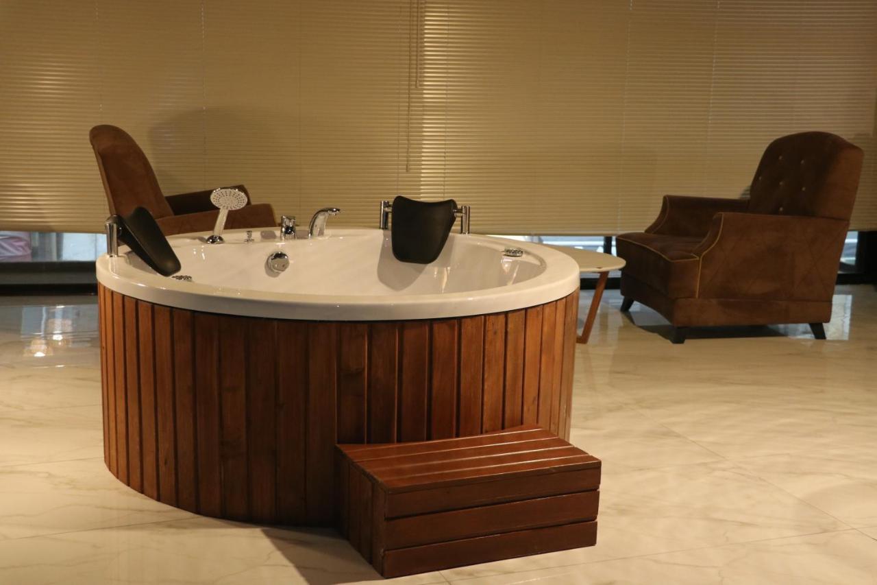 Mas Suites Karakoey Istanboel Buitenkant foto