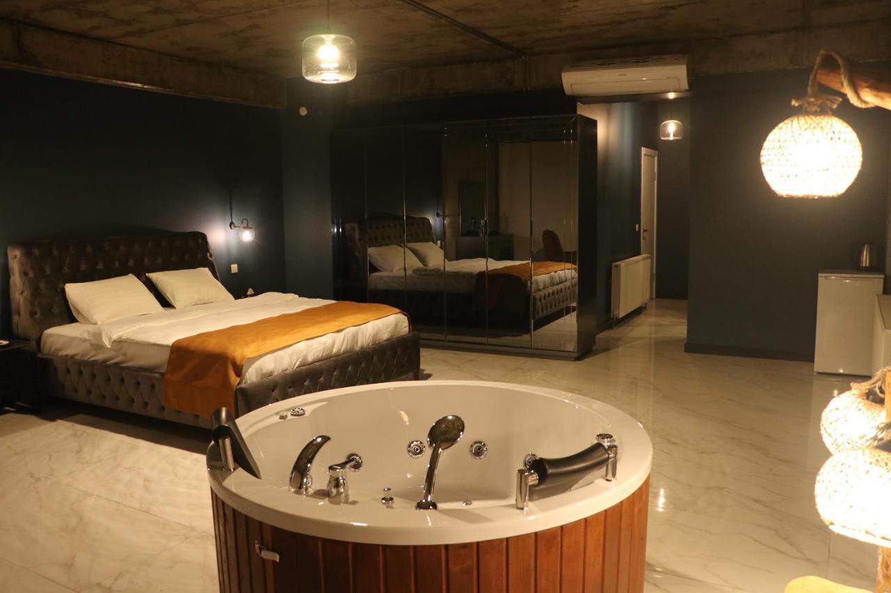 Mas Suites Karakoey Istanboel Buitenkant foto