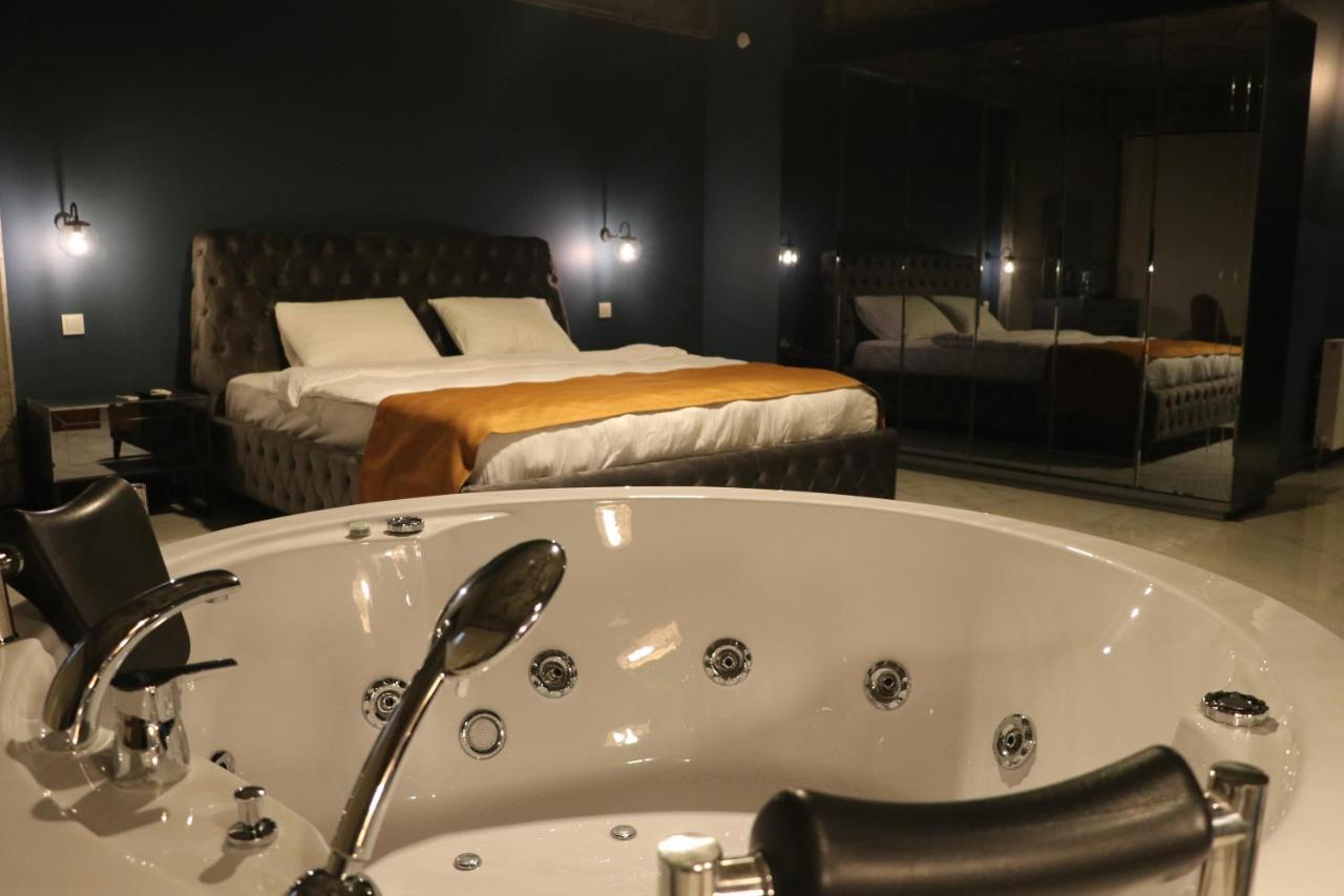 Mas Suites Karakoey Istanboel Buitenkant foto